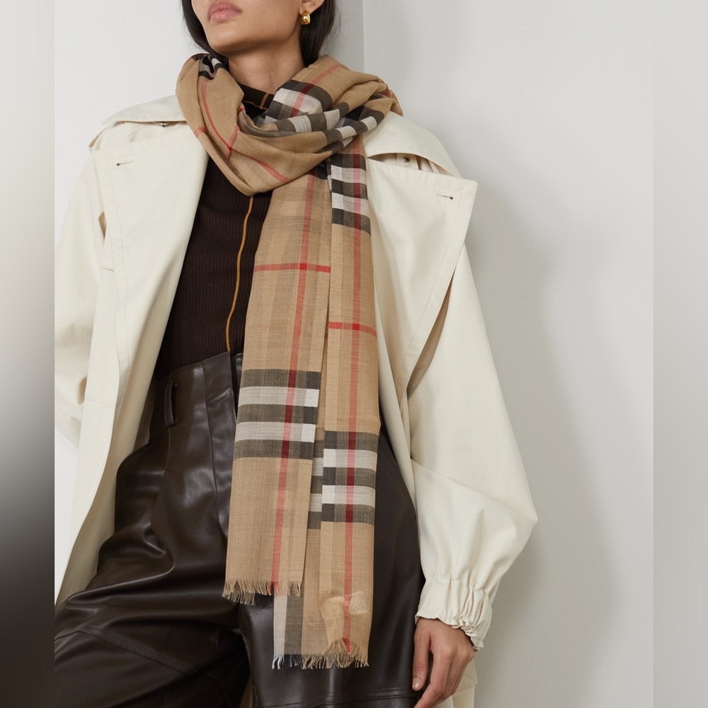 Burberry Wool SilK Scarf